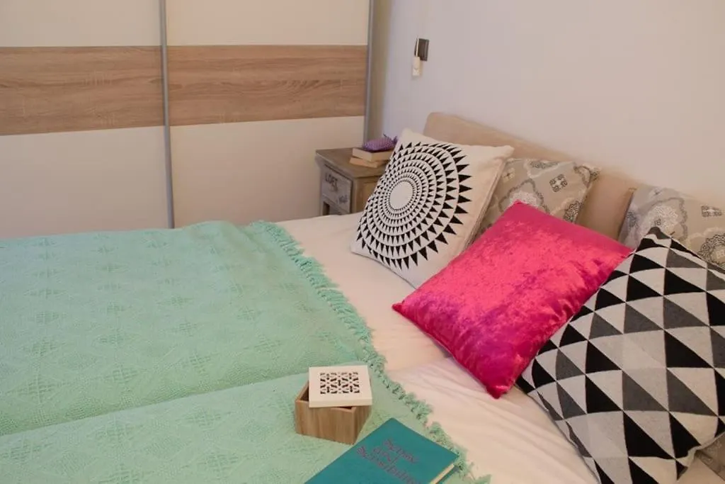 Lovely Apartment In The Heart Of Pula