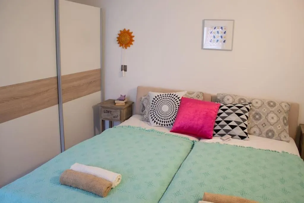 Lovely Apartment In The Heart Of Pula